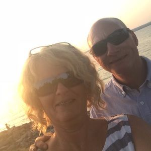 Meet your Posher, Karrie